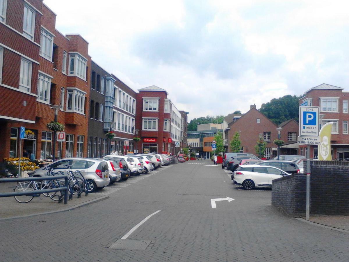 Rustige, Gelijkvloerse Vakantiewoning Met 2 Slaapkamers In Simpelveld, Zuid-Limburg Esterno foto